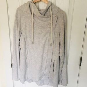 Lululemon grey sweater 10